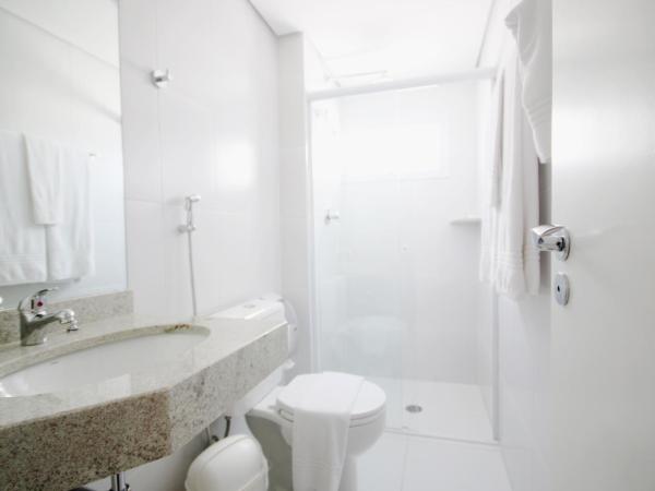 Ez Aclimação Hotel : photo 4 de la chambre appartement 2 chambres (1 lit queen-size et 2 lits simples)