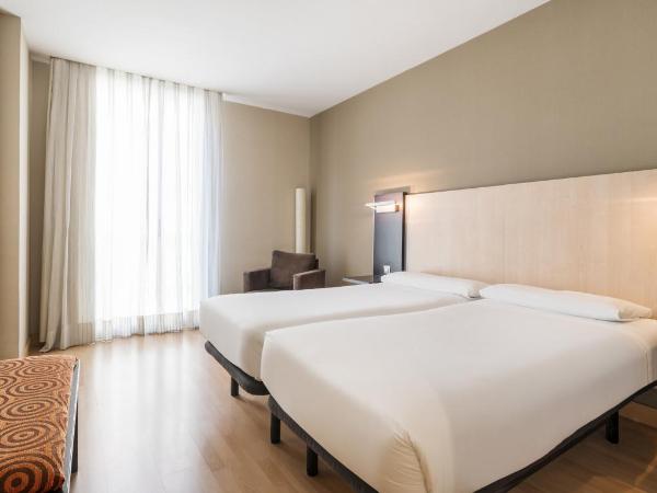 Ilunion Auditori : photo 4 de la chambre chambre double ou lits jumeaux