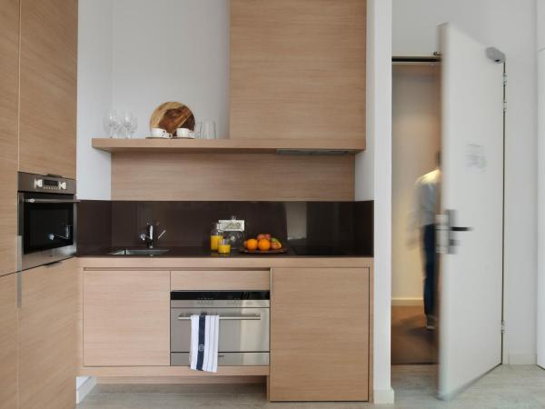 Eric Vökel Boutique Apartments - Amsterdam Suites : photo 4 de la chambre appartement 3 chambres avec vue sur la rivière