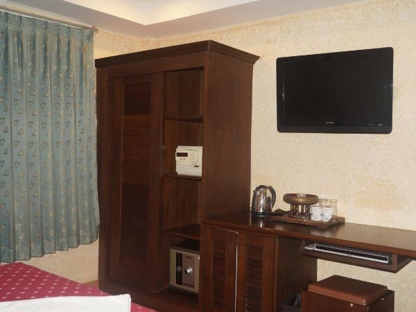 Queen Victoria Inn : photo 6 de la chambre chambre lit king-size deluxe