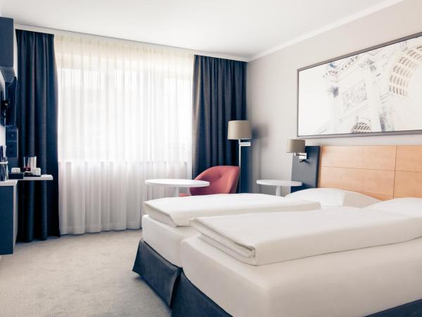 Mercure Hotel München-Schwabing : photo 6 de la chambre chambre supérieure avec lit double - cour