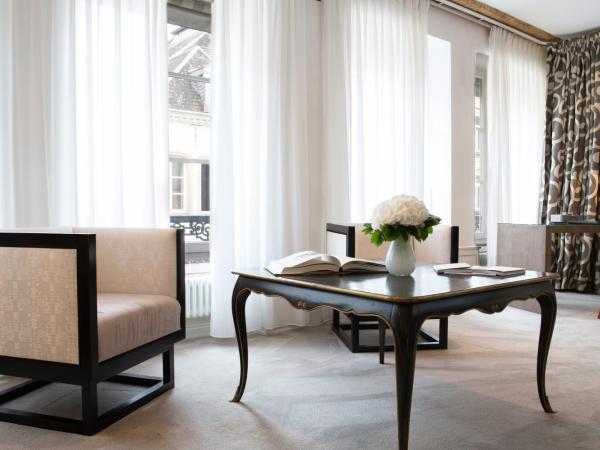 Hotel Le Place d'Armes - Relais & Châteaux : photo 3 de la chambre suite prestige 