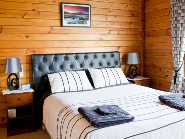 Travellers Retreat B&B : photo 1 de la chambre chambre double ou lits jumeaux avec salle de bains