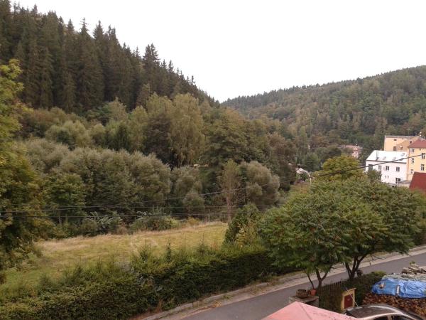 Penzion Havaj : photo 6 de la chambre chambre lits jumeaux avec lit d'appoint et balcon