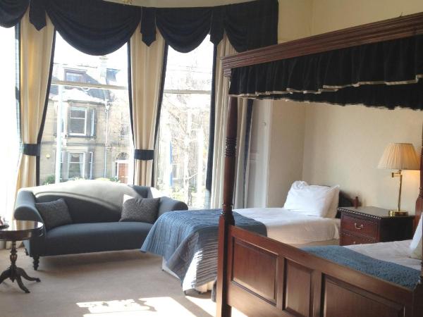 Kildonan Lodge Hotel : photo 4 de la chambre hébergement supérieur familial avec lit à baldaquin