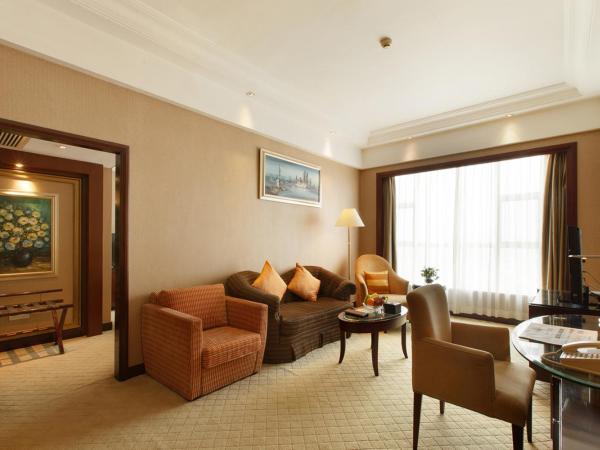 Grand Royal Hotel : photo 3 de la chambre suite affaires
