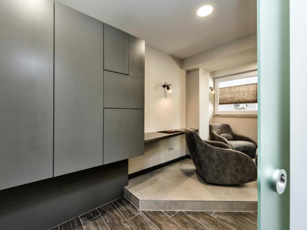 Accommodation Piazzetta Marina : photo 9 de la chambre chambre double deluxe