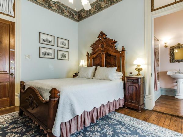 Noble Inns : photo 2 de la chambre suite lit queen-size avec baignoire spa - maison jackson