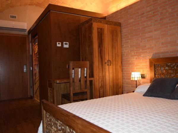 Hotel Històric : photo 4 de la chambre chambre double