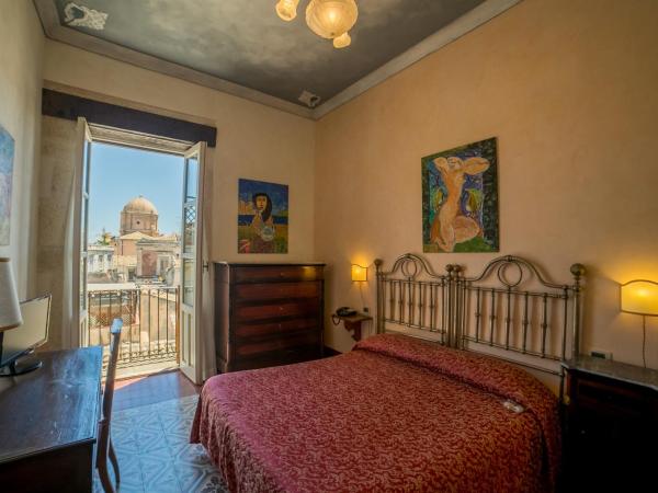 Hotel Henry's House : photo 1 de la chambre chambre double