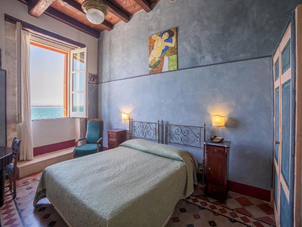 Hotel Henry's House : photo 3 de la chambre chambre double - vue sur mer