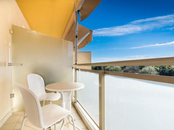 Hotel Garden Istra Plava Laguna : photo 2 de la chambre chambre premium avec balcon - côté mer