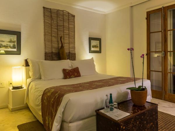 Santa Teresa Hotel RJ - MGallery : photo 3 de la chambre chambre lit king-size de luxe avec balcon et vue