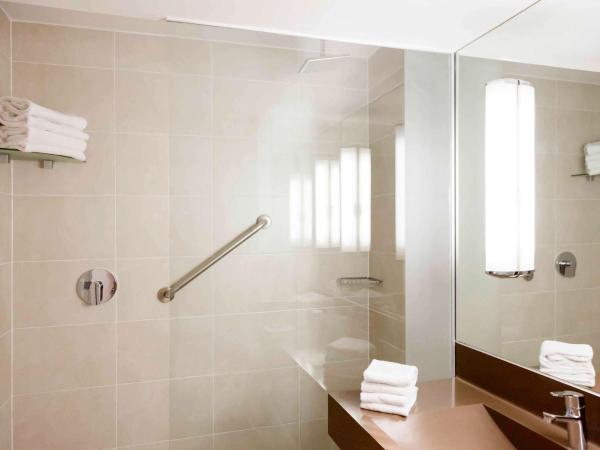 Novotel Mexico City Santa Fe : photo 7 de la chambre chambre supérieure avec 1 lit king-size