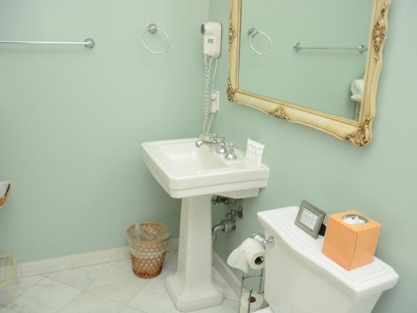 Arroyo Vista Inn : photo 4 de la chambre hébergement avec véranda (#2)