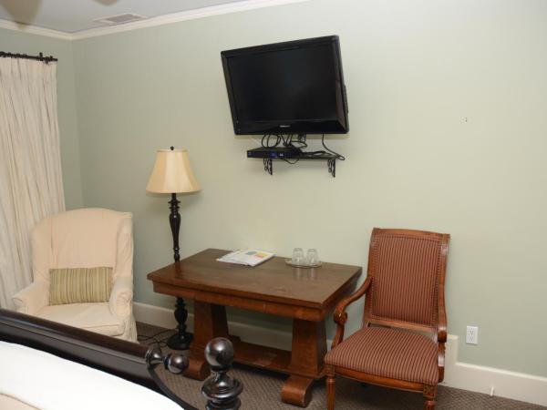 Arroyo Vista Inn : photo 3 de la chambre hébergement avec véranda (#2)