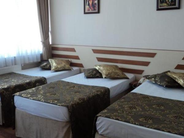 Tac Hotel : photo 9 de la chambre chambre triple