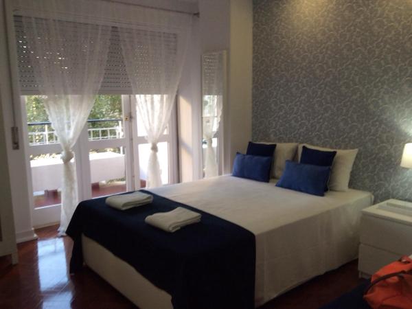 4U Lisbon IV Guesthouse Airport : photo 3 de la chambre chambre familiale deluxe