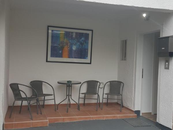 Oberkasseler Hof Bonn : photo 8 de la chambre apartment 12 (königswinterer str. 592)