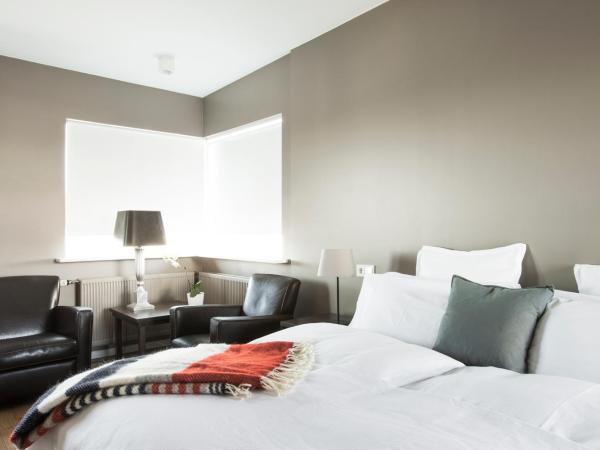 Hotel Ódinsvé : photo 1 de la chambre suite junior avec balcon et vue