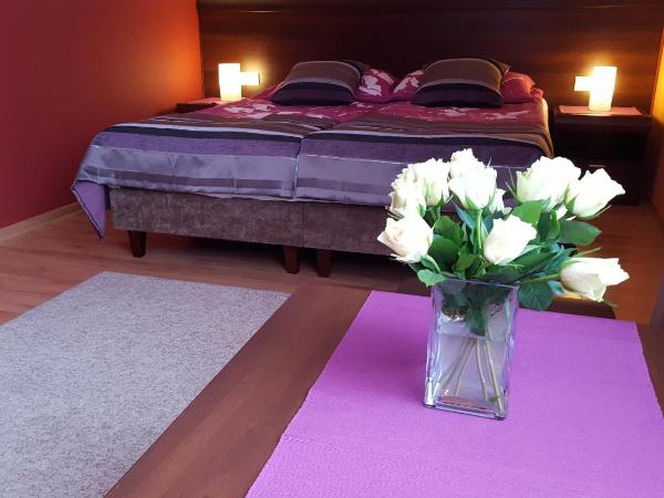 Dom Gościnny Korab : photo 1 de la chambre chambre double ou lits jumeaux avec salle de bains