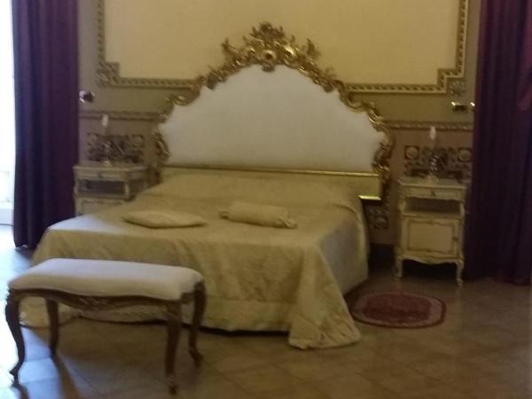 Hotel Sofia : photo 4 de la chambre suite avec jacuzzi