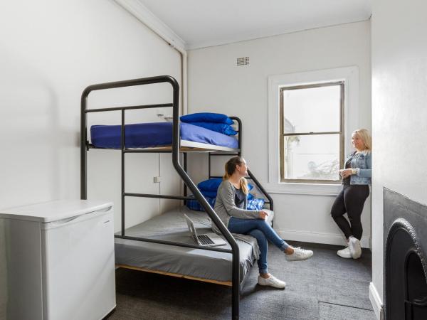 Secret Garden Backpackers, Sydney : photo 3 de la chambre chambre double ou lits jumeaux standard avec salle de bains commune (réservée aux personnes Âgées de 18 à 35 ans)