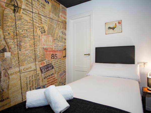 Casual Vintage Valencia : photo 9 de la chambre petite chambre intérieure simple