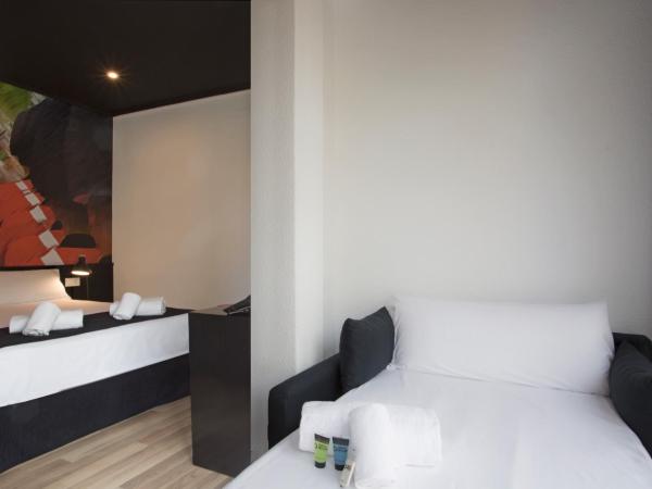 Casual Vintage Valencia : photo 4 de la chambre chambre triple