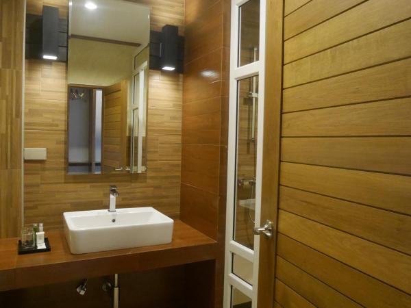 ChaoKoh Phi Phi Hotel and Resort- SHA Extra Plus : photo 8 de la chambre suite deluxe - vue sur mer