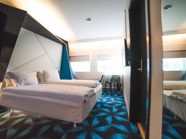 Magic Hotel Solheimsviken : photo 3 de la chambre chambre double avec vue