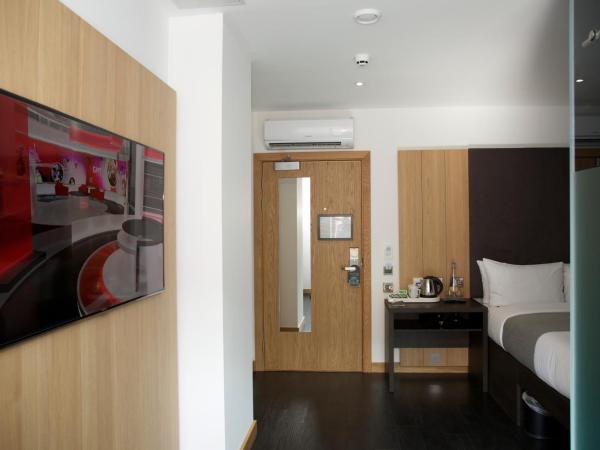 The Z Hotel Piccadilly : photo 3 de la chambre chambre lit queen-size - accessible aux personnes à mobilité réduite