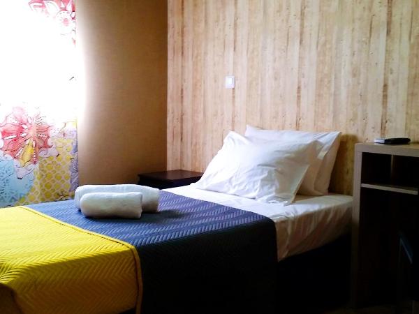 Happy House : photo 10 de la chambre chambre simple avec douche