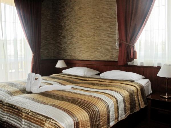 Hotel Ködmön : photo 6 de la chambre chambre double ou lits jumeaux avec balcon