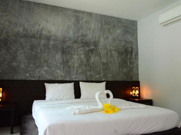 Khaolak Suthawan Resort - SHA Plus : photo 1 de la chambre chambre double standard avec balcon 