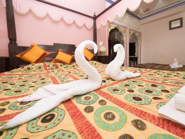 Hotel Moon Light Palace : photo 5 de la chambre suite familiale avec balcon