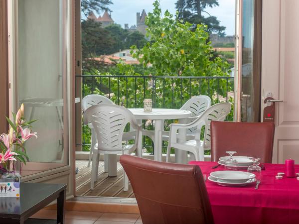Cerise Carcassonne Sud : photo 8 de la chambre superior family apartment with kitchenette