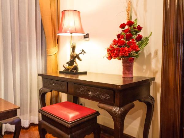 Villa Sirilanna Hotel : photo 3 de la chambre lanna deluxe suite king bed with spa bath (no balcony, no window)