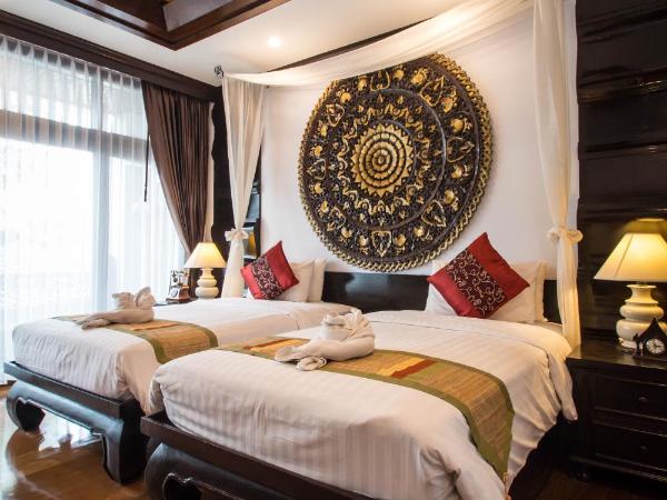 Villa Sirilanna Hotel : photo 7 de la chambre chambre lits jumeaux de luxe avec baignoire spa et balcon privé