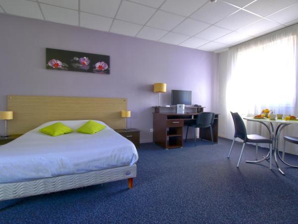 KOSY Appart'Hôtels - Le Cours Moreau : photo 10 de la chambre studio double