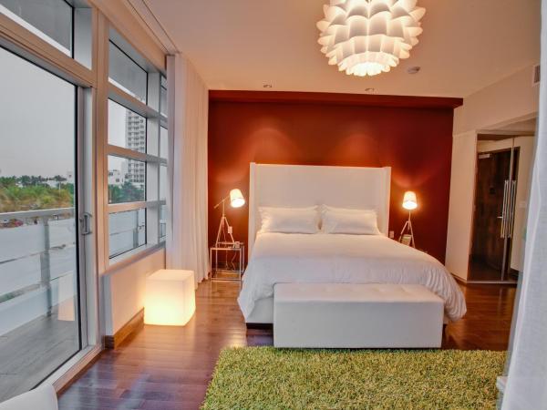 Prime Hotel Miami : photo 3 de la chambre chambre lit king-size premier avec balcon