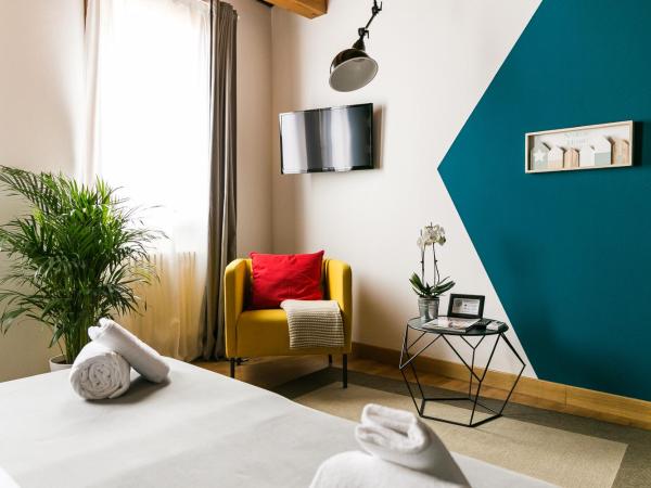 Castelmenardo39 : photo 6 de la chambre chambre lits jumeaux standard