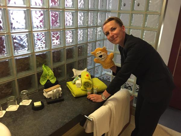 Mövenpick Hotel Berlin Am Potsdamer Platz : photo 1 de la chambre chambre lit king-size familiale