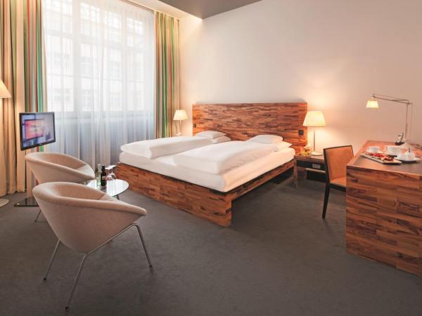 Mövenpick Hotel Berlin Am Potsdamer Platz : photo 3 de la chambre chambre lit king-size classique