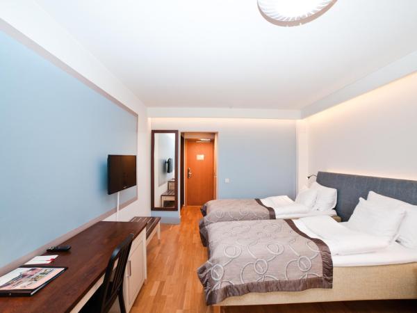 Hämeenkylän Kartano : photo 7 de la chambre chambre lits jumeaux standard - annexe