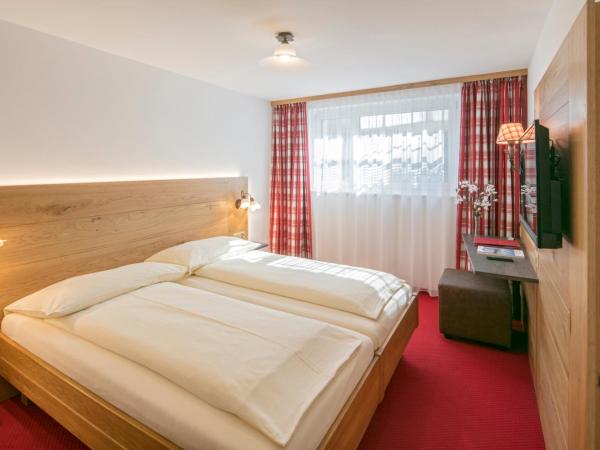 Annex Antika : photo 8 de la chambre chambre lits jumeaux Économique