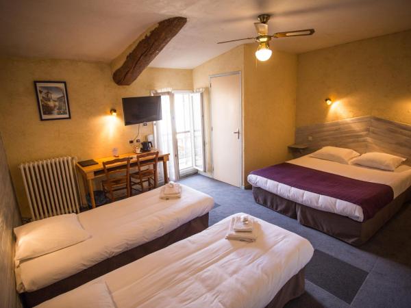 L'Hôtel du Terreau Logis de France : photo 3 de la chambre chambre familiale (4 adultes) 