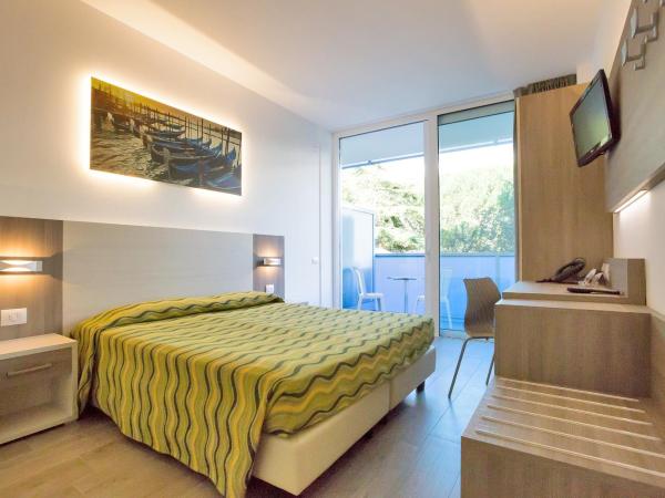 Hotel Montreal : photo 7 de la chambre chambre double