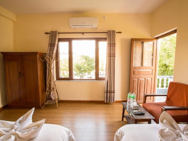 Hotel Pokhara View : photo 7 de la chambre chambre lits jumeaux deluxe