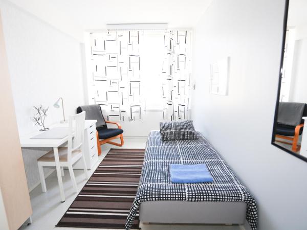 Bed&Breakfast Tuure : photo 3 de la chambre chambre simple avec salle de bains commune